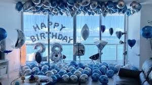 Room decoration with flowers for birthday. Balloons4youshop
