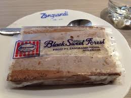 Salah satu inovasi dari indomaret berupa one stop online store yang menyediakan berbagai macam produk dalam satu situs untuk memenuhi semua kebutuhan konsumen. Cocok Untuk Hidangan Pencuci Mulut Setelah Makan Malam Photo De Zangrandi Ice Cream Surabaya Tripadvisor