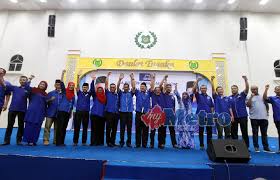 Disamping itu juga aplikasi ini ada info calon sekarang dan keputusan pru13 untuk dinilai sebagai perbandingan. Mb Perlis Pindah Dun Metrotv