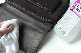 الطلاء للمنتجات الجلدية