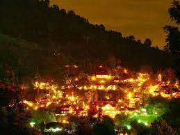 Pesan hotel sesuai budget kamu sekarang hanya di tiket.com. Pin Oleh Esa Takashimura Di Daftar Harga Sewa Villa Di Cisarua Puncak Bogor Liburan Romantis Vila Villa