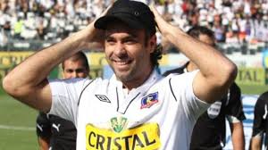 No solo porque lo comienza a vivir de la mano de un nuevo amor, el publicista y es que la pareja de la polola de los programas sabingo y yo soy le dio apendicitis y debieron operarlo de urgencia; Fernando Gonzalez Y Un Potente Mensaje De Aliento A Los Hinchas De Colo Colo En Cancha