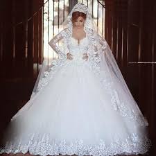 We have a great selection of high end brands and high quality dresses. Wedding Gowns For Hire Online