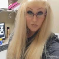 Traci Dillard's Instagram, Twitter & Facebook