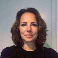 Helena Renner's Instagram, Twitter & Facebook