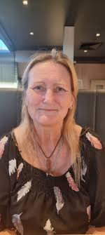 Please help... Heather is a Martinhoe resident who has Friedricks Ataxia.  Can you help her by signing the open letter and sharing where you can?  Thankyou