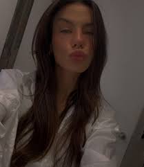 Let's help this little guy make some sales ❤️ Entrepreneurs start early  💯✓✓✓