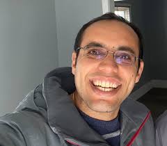 What type of glove is used for a right-handed first baseman?