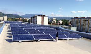 En présence d'acrotère, selon sa taille et avec son nombre réduit de composants, la pose d'easy roof flat est extrêmement rapide et économique quels que soient le revêtement de la toiture à. Sika Et Centroplan Un Systeme De Fixation Haute Performance Pour Panneaux Pv Sur Toiture Terrasse Tecsol Blog