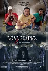 Akan tetapi, usaha mereka gagal kerana kebodohan sendiri. Azlee Senario Movie Posters