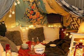 6 Steps To Having The Blanket Fort Movie Night Of Your Dreams Blanket Fort Sleepover Fort Indoor Forts