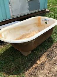 Common Bathtub Materials And Their Pros And Cons |