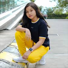 Mentahan background quotes wanita berhijab kartun juga salah satu yang paling diminati. Terbaik Cantik Background Quotes Keren Wanita Berhijab Ideku Unik