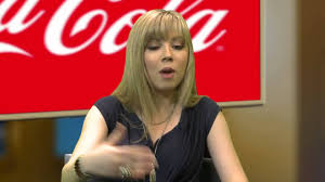 See more ideas about jennette mccurdy, jeannette mccurdy, miranda cosgrove. Jennette Mccurdy Says She Is The Energizer Bunny 2010 Amas Youtube