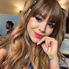 Danna paola — mala fama 03:03. Fama Dicen Que Tengo Mala Fama Les Gusto Dannapaola Peinados Con Flequillo Cabello Con Flequillo Pelo Con Flequillo