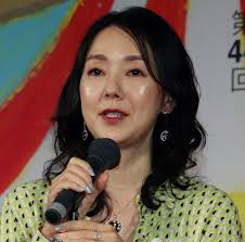 とよた真帆 昨年他界した夫・青山真治さんの最期を明かす 手を「握ってうなずいて。アイコンタクトして」― スポニチ Sponichi Annex 芸能