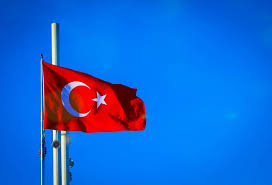 Ey Mavi Goklerin Beyaz Ve Kizil Susu Kiz Kardesimin Gelinligi Sehidimin Son Ortusu Isik Isik Dalga Dalga Bayragim Senin Destanini 2020 Bayrak Fotograf Nisan