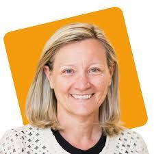 Elena Oriani's Instagram, Twitter & Facebook