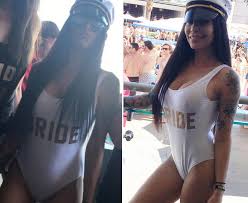 Wardrobe malfunctions spare nobody, not even the most beautiful. The Worst Celebrity Camel Toes Ever Daily Star