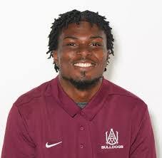 Dontrell Jackson's Instagram, Twitter & Facebook