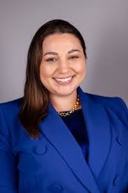 Alanna Hunter's Instagram, Twitter & Facebook