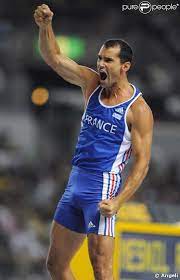 Après romain lavillenie qui a battu le record du monde de saut à la perche avec un saut à 6 alors que le précédent record était détenu par sven boekhorst avec un saut à 4m60, romain godenaire a. Romain Mesnil Alchetron The Free Social Encyclopedia