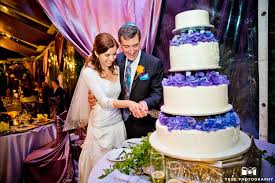 Minted's top 20 wedding cake cutting songs. Cake Cutting Songs Wedding Song Ideas Dj Kanoya Productions Weddings Yoga Fitness Corporate