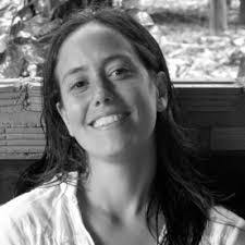 Sara Alba's Instagram, Twitter & Facebook