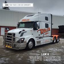 Custom Vnl Road Ready Photo Credit Martin Tobler Submit Your Photos At Http Www Iaavt Com Share Volvo Trucks Big Trucks Volvo