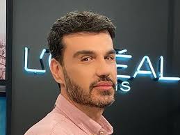 596 likes · 5 were here. O Pantelhs Toytoyntzhs Pozarei Agkalia Me Ta Paidia Toy Celebrities Eidhseis Yupiii Gr