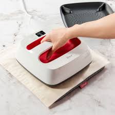 All cricut machines also come with the supplies to make your first project. Cricut Easypress