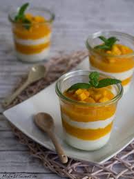 Mango Quark Dessert Frucht Sommerdessert Rezept Vegetarisch Sommer Dessert Quark Dessert Essen Und Trinken
