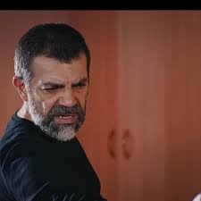 Tipi'yi oynayan savaş özdemir kimdir? Eskiya Dunyaya Hukumdar Olmaz In Tipi Si Savas Ozdemir Hollywood Oyuncusu Cikti