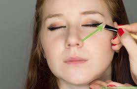 When applying eyeliner, try not to pull the skin of your face or eyes, messy lines could be cleaned, but saggy eyes cannot. 3 Ways To Apply Eyeliner To Another Person Wikihow