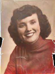 Frieda Hansen's Instagram, Twitter & Facebook