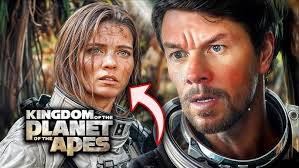 Is Mae the Daughter of Leo Davidson?