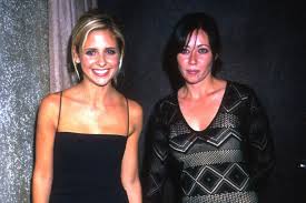 Shannen doherty news, gossip, photos of shannen doherty, biography, shannen doherty shannen doherty is a 49 year old american actress. Sarah Michelle Gellar Sends Shannen Doherty Sweet Birthday Message