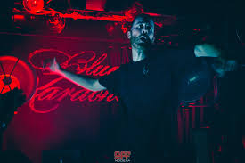 Mecna 31/08 guitar lesson hd ciao ragazzi, ecco una veloce lezione per imparare a suonare 31/08 di mecna alla chitarra! Mecna Mocu