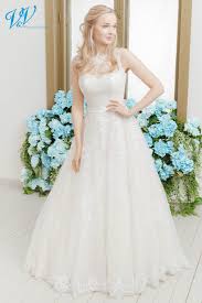 Das hochzeitskleid von victoria swarovski sah aus, als ob es aus einem wunderschönen märchen kam. Brautmodekollektionen Von Victoria Vincent