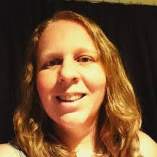 Ella Cook's Instagram, Twitter & Facebook