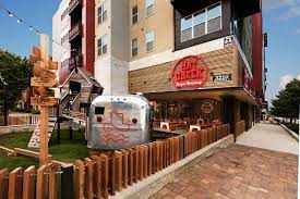 Fellowship Family And Fresh Cheeseburgers We Will Always Be A Place For Good Food Good Friends And Good Fun Come Burger Company Dallas Restaurants Burger