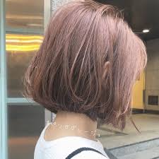 ボブに似合う髪色カタログ おしゃれで可愛い人気のヘアカラーを大公開 folk インナーカラー ボブ ヘアカラー 髪 色