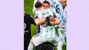 View the player profile of aston villa goalkeeper emiliano martínez, including statistics and photos, on the official website of the premier league. O3ns7m0ucfdsqm