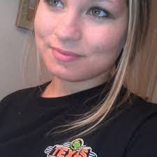 Alesha Geter's Instagram, Twitter & Facebook