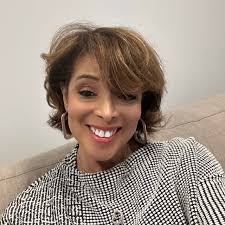 Sandra McKeller Smith (@tvgirl1962) • Threads, Say more