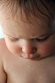 Baby Schwitzt Was Tun Tipps Tricks Gegen Schweiss