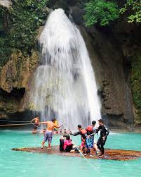 Things To Do In Cebu On A Weekend Cebu Kawasan Falls Natural Showers
