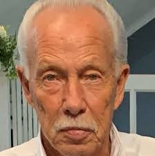 Jeanine Gray's Instagram, Twitter & Facebook