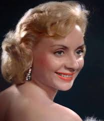 Danielle Rolland's Instagram, Twitter & Facebook