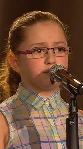 Die 10-jährige Eleni hat eine richtige Power-Stimme! 💥 Das hat auch  #voicekids Coach Lena erkannt. 😊